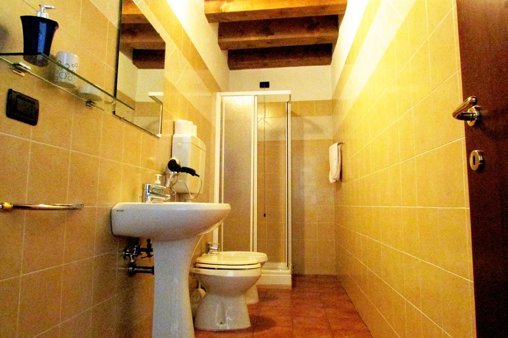 Locanda Mulino Al Pizzon Fratta Polesine Oda fotoğraf
